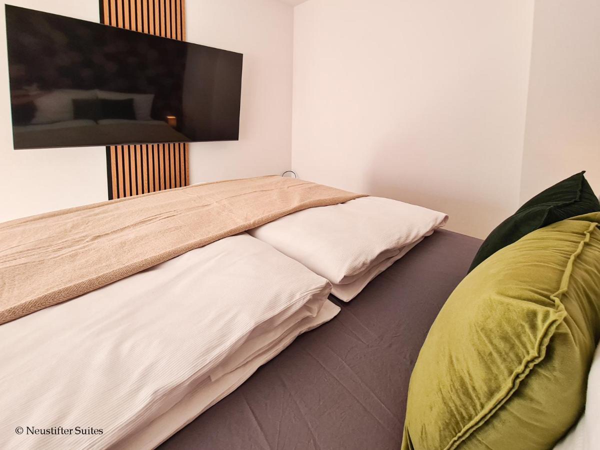 St Antoni Suite2 Stilvolle Ferienwohnung Mit Parkplatz In Айзенштадт Екстер'єр фото
